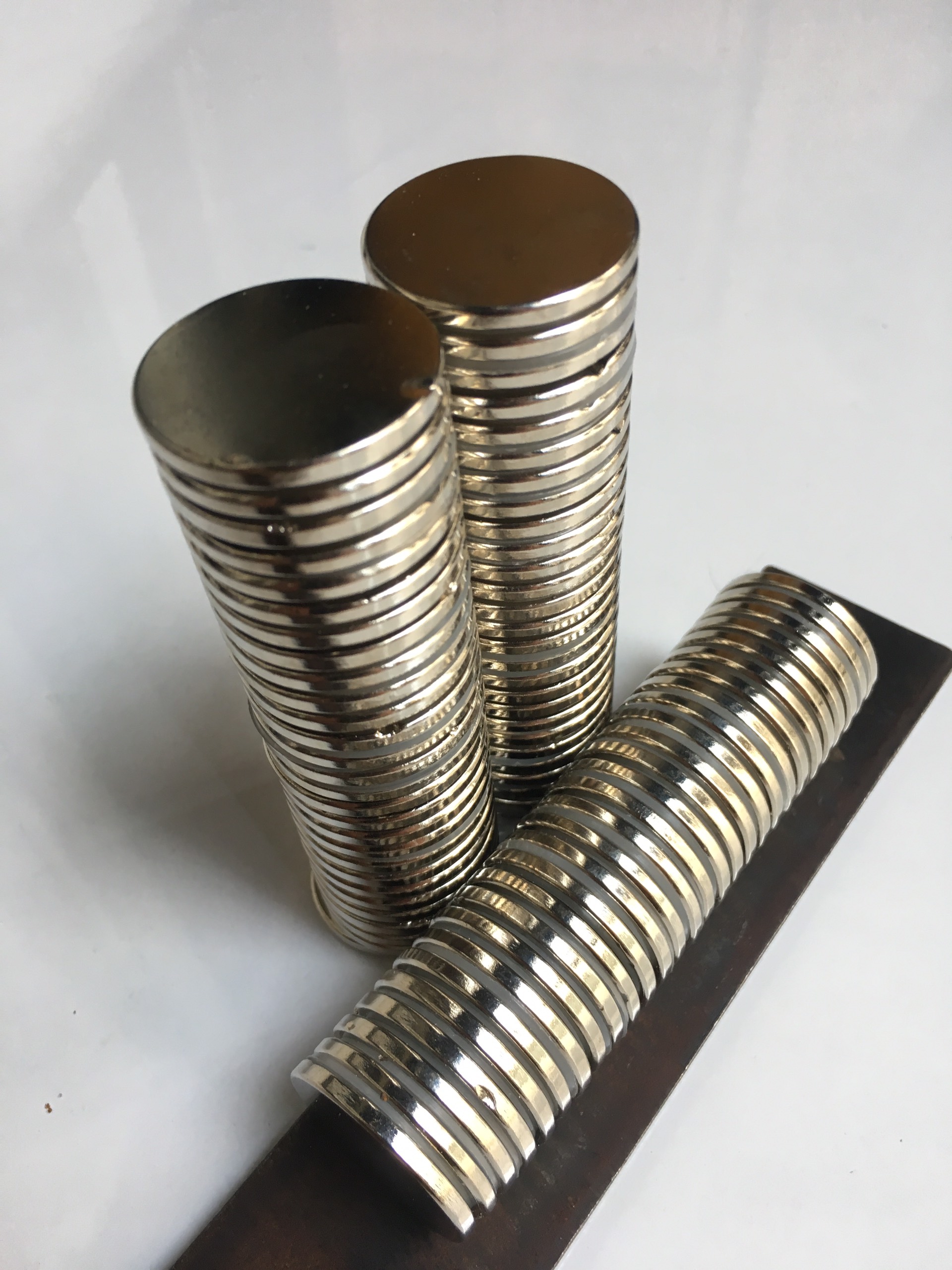 [HCM]Viên Nam Châm Đất Hiếm Ø 30x3mm Nam Châm Siêu Cường N38