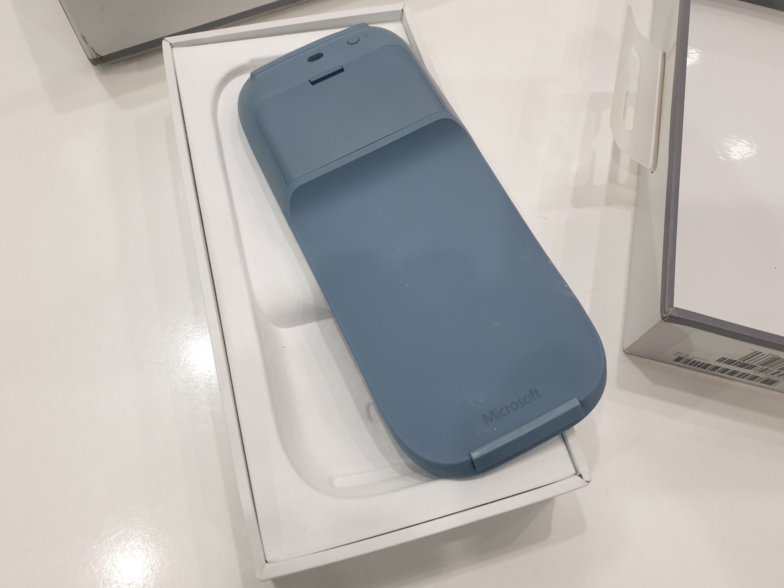 Chuột Microsoft Surface Arc Mouse chính hãng ( Fullbox) | Bảo hành 12 tháng , Playmobile
