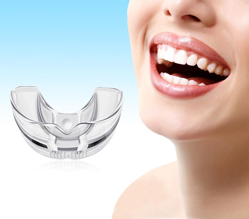 Dụng cụ niềng răng 4D