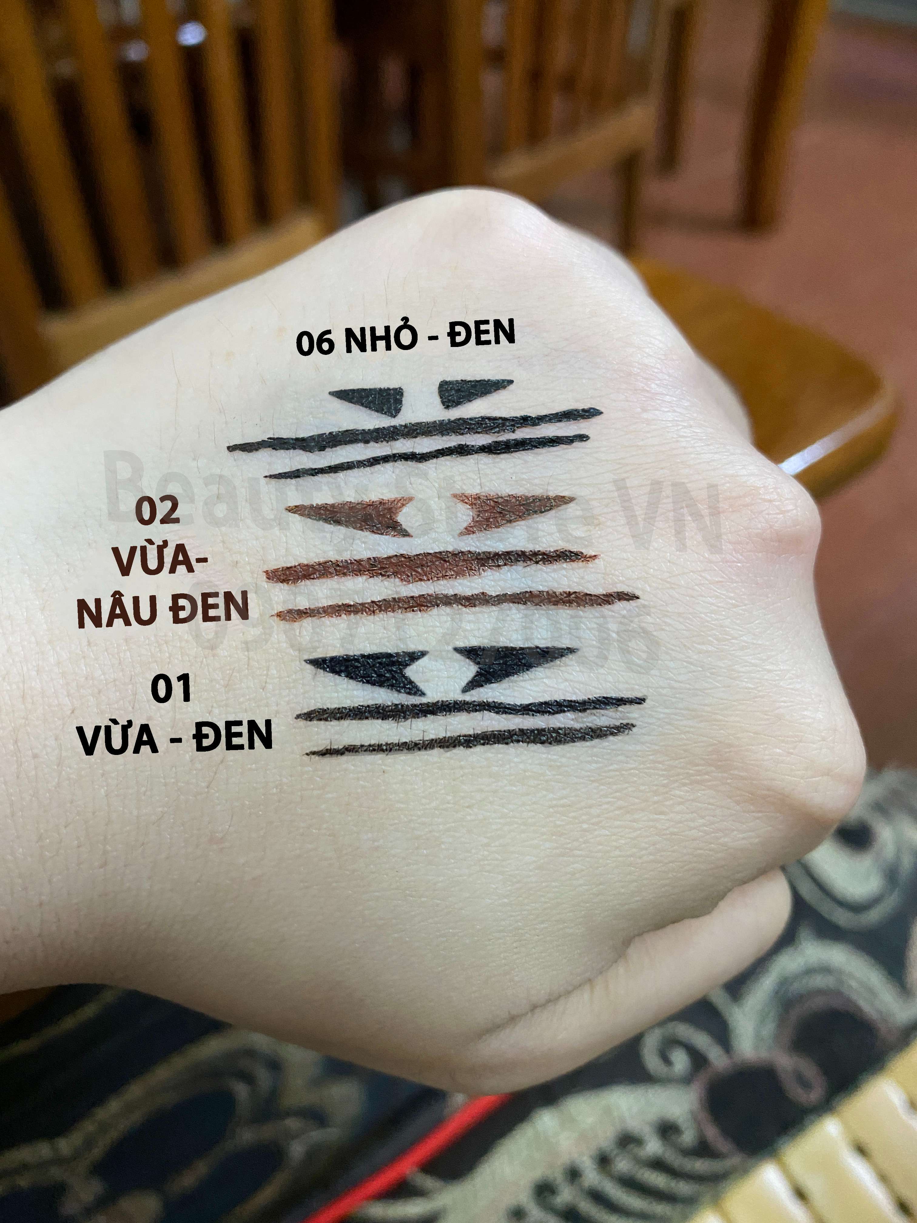 Bút Nhấn Đuôi Mắt 2 Bên Trái - Phải Siêu Nét Siêu Tiện Dụng