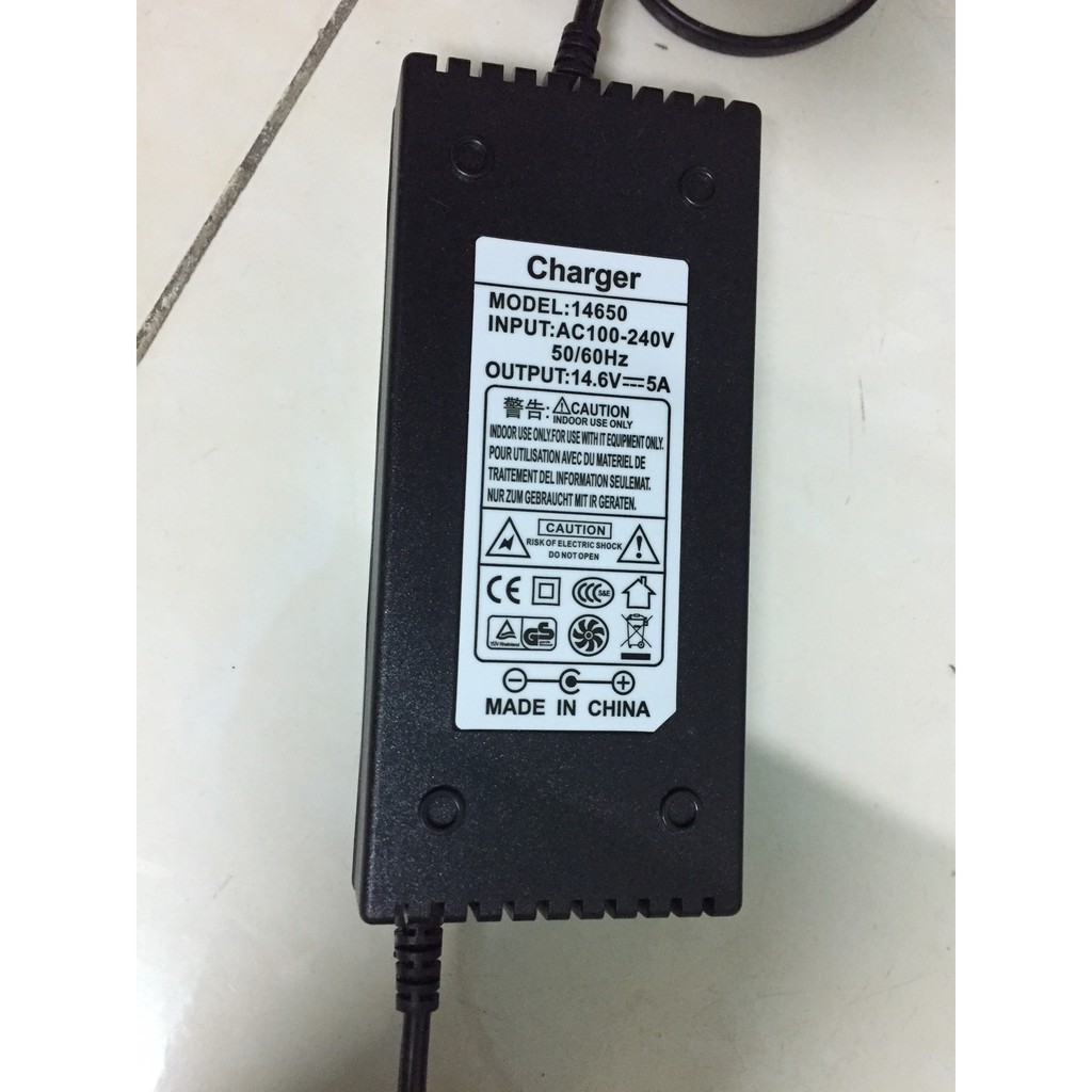 SẠC PIN LITHIUM 14,6V-5A (CÓ QUẠT LÀM MÁT)