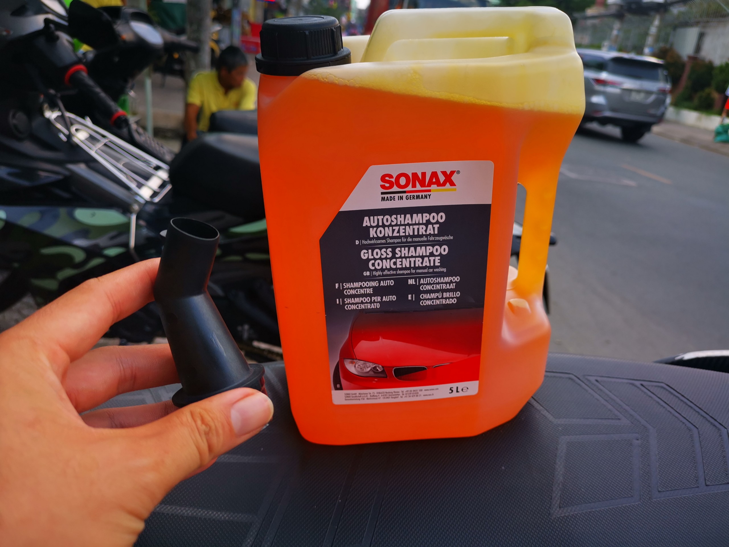 Nước Rửa Xe Sonax Siêu Sạch Gloss Shampoo concentrate 314500 5 lít