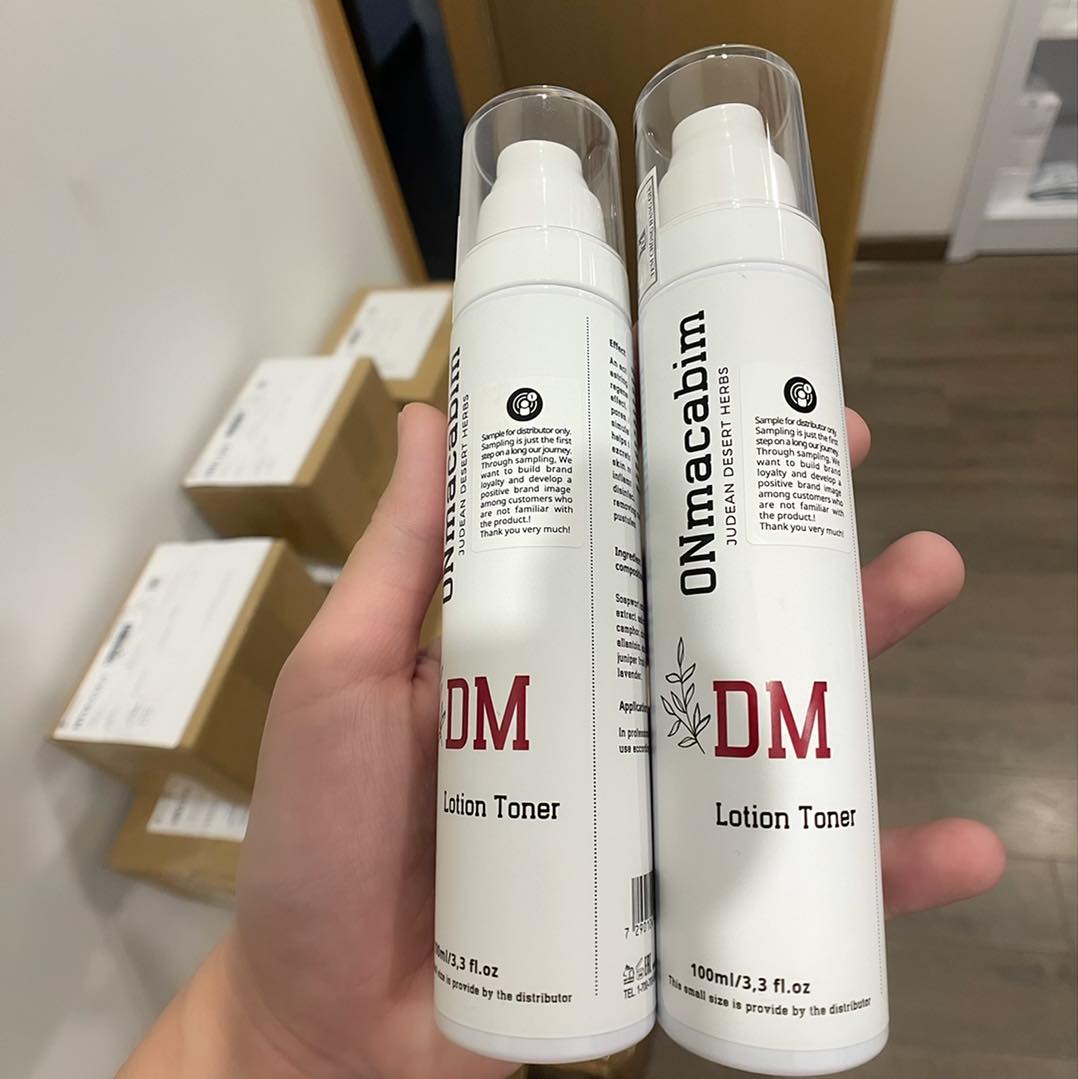 Nước hoa hồng Onmacabim DM Toner 100 ml