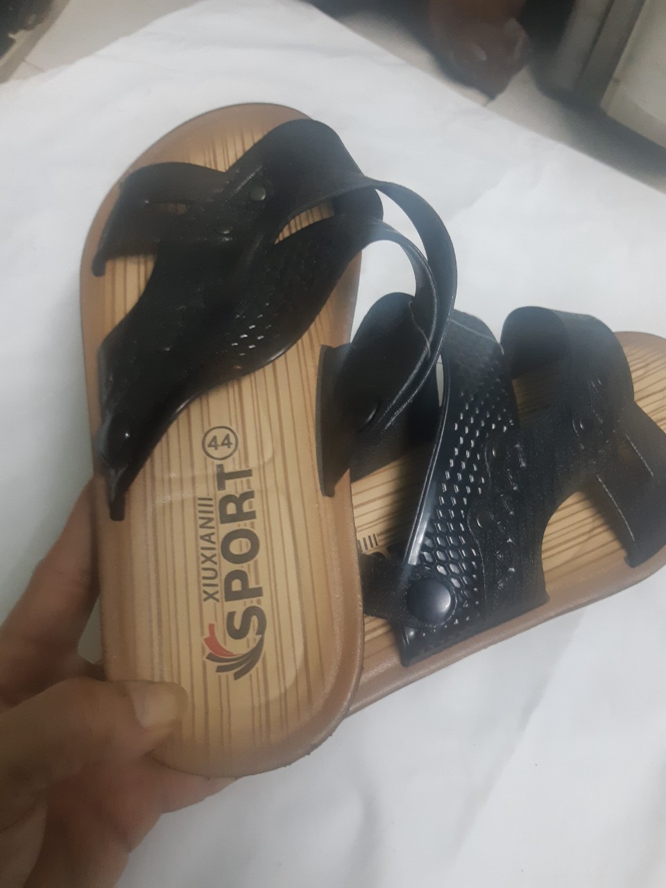 Sandal Nam Chống Thấm Nước Đi Mưa