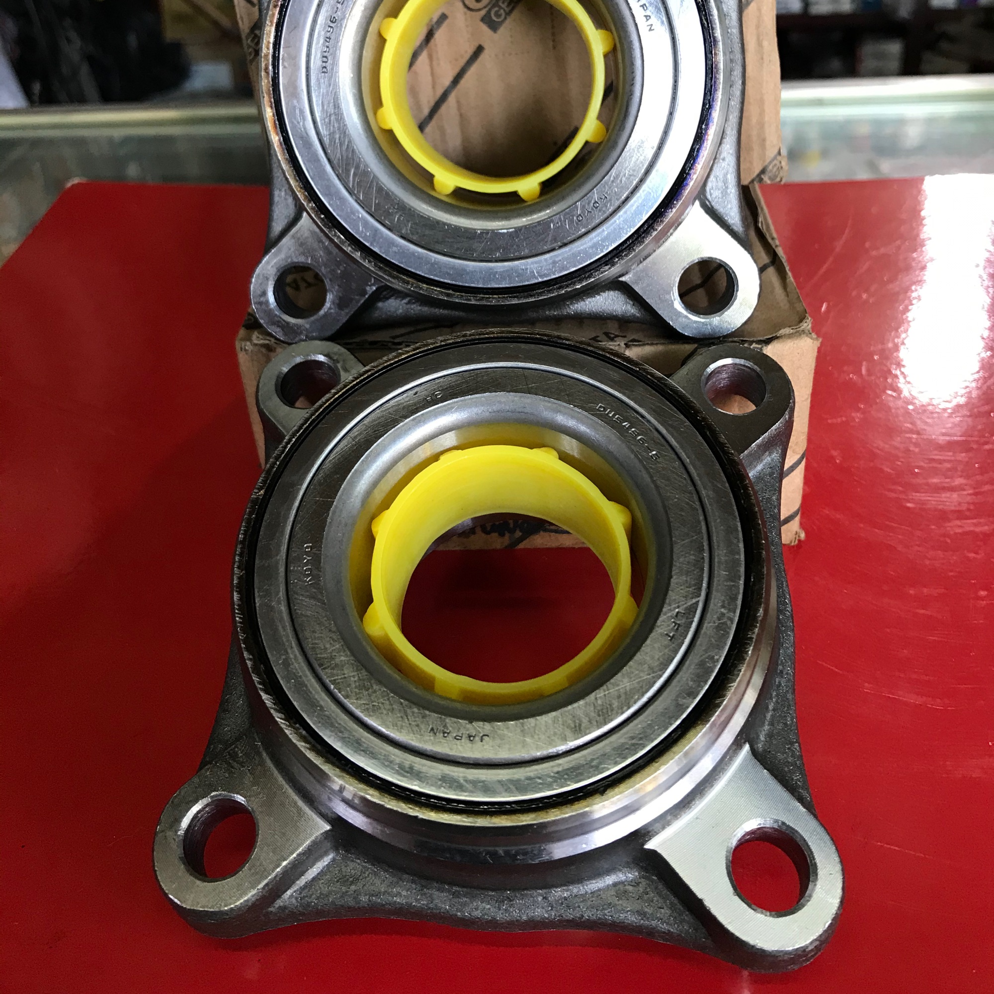 [HCM]Bạc đạn(Cụm bạc đạn) Bánh trước Toyota Fortuner