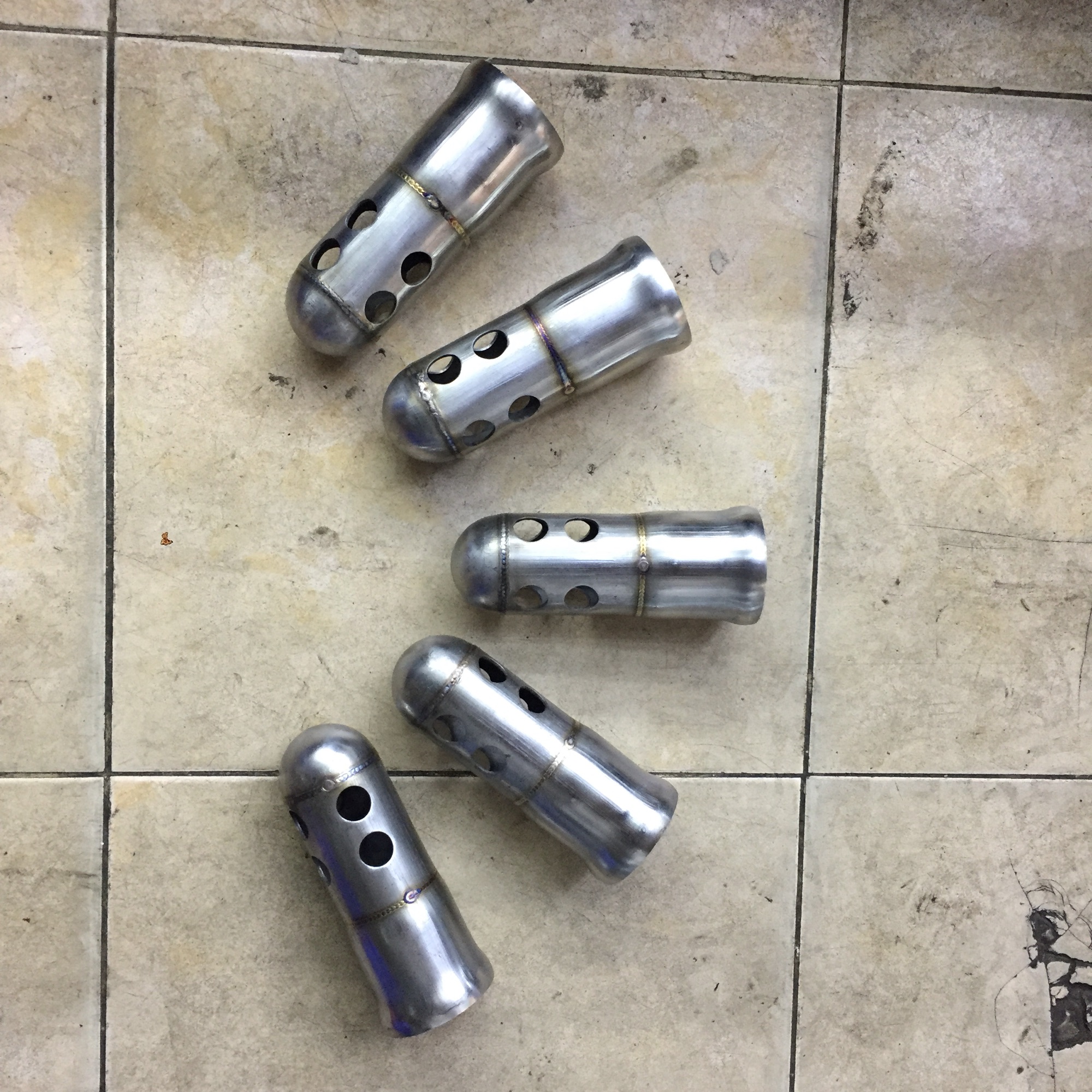 Tiêu trong lưới hổ trợ giảm thanh cho các lon pô độ họng 51mm