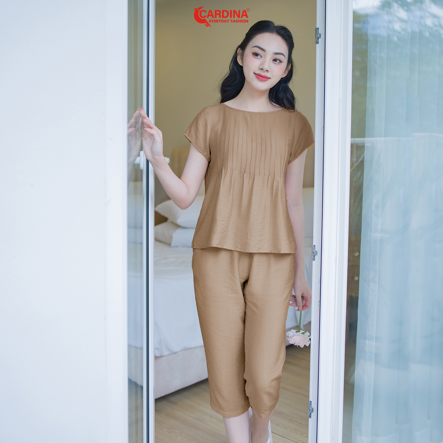 Đồ bộ nữ cardina chất đũi bamboo cao cấp quần lửng áo cổ tròn tay hến thoáng mát 3df09
