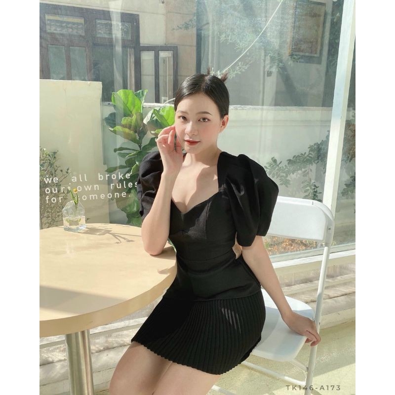 Đầm Xoè cổ V Nơ Lưới - ST8297