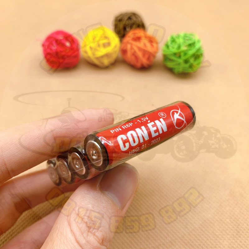 Pin tiểu AA 1.5V Con Én màu đỏ