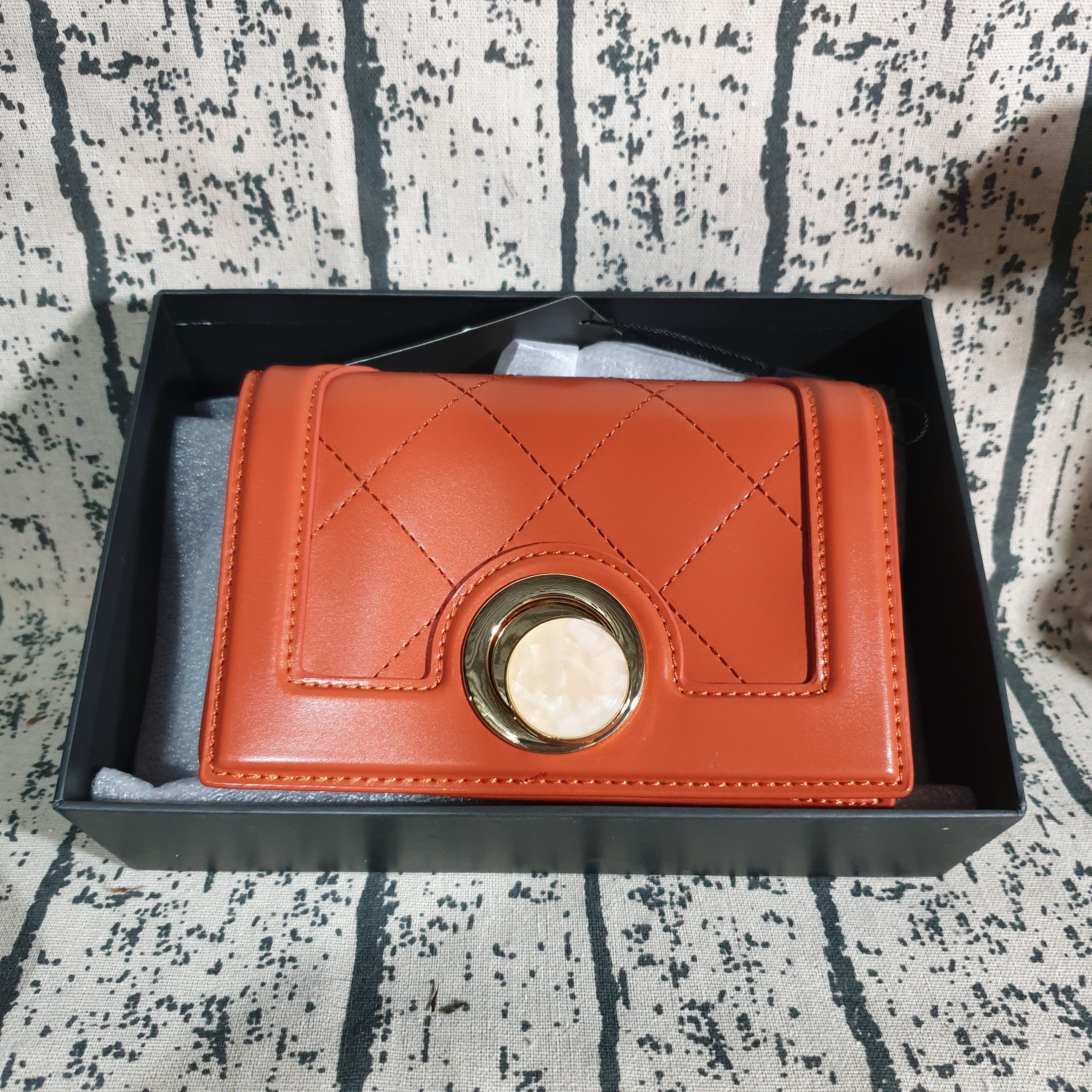 Túi xách mắt ngọc mini  full box tag PW2-76390044