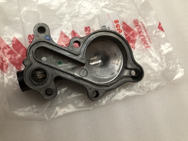 Nắp bơm nước xe Satria fi / Raider fi suzuki