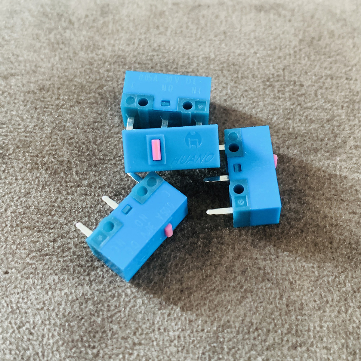 Nút Switch Huano Dot Pink 80M (80 triệu lần bấm) Cho Chuột Gaming
