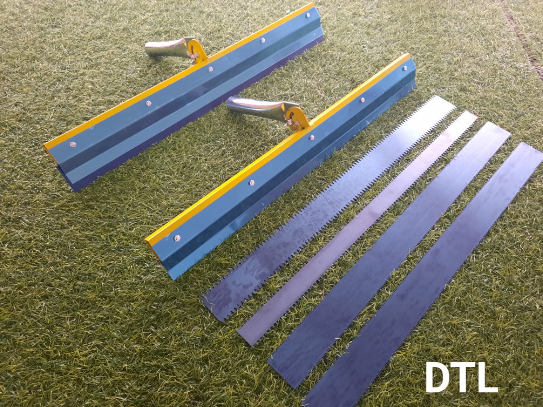 Bàn cào sơn Epoxy tự san phẳng bằng thép dài 56cm lược thay thế . Chiều cao răng lược 0, 1, 2, 3, 5mm