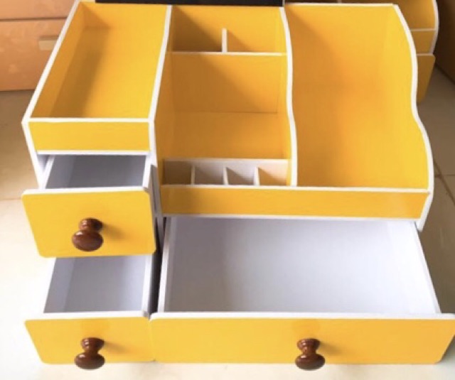 Kệ đựng mỹ phẩm size đại núm gỗ