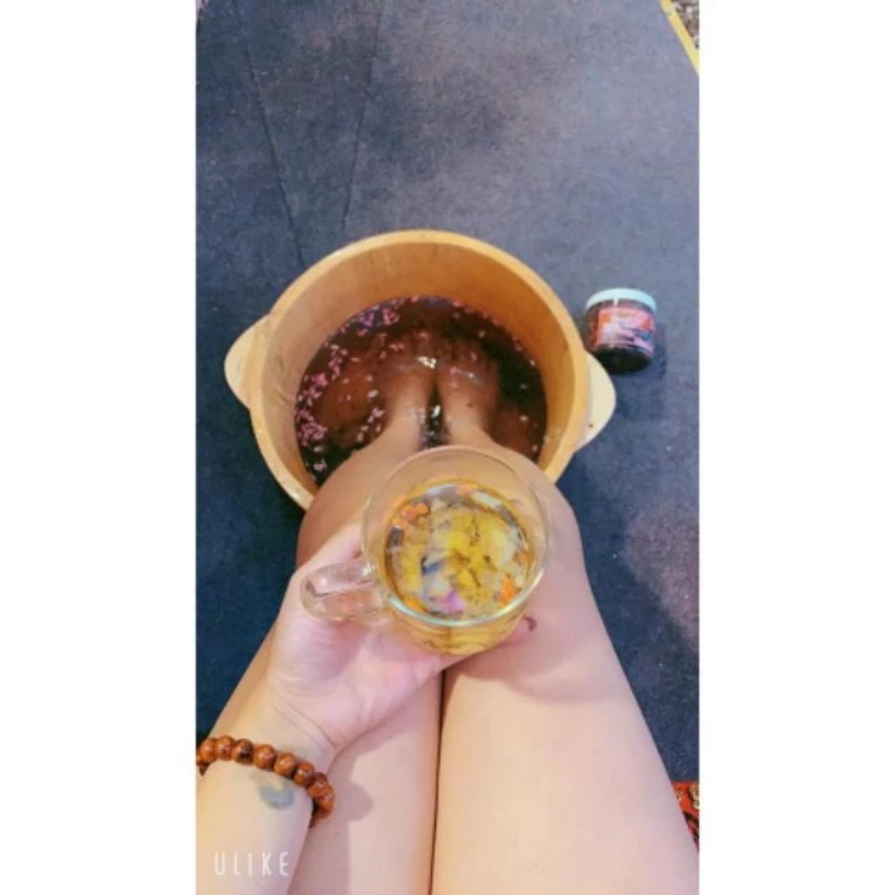 Muối thảo dược ngâm chân