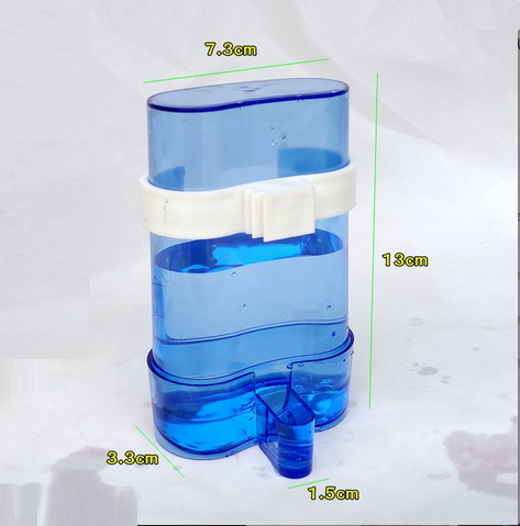1 CÁI BÌNH UỐNG NƯỚC NHẬP KHẨU (LOẠI DẸT) CHO CHIM CẢNH, YẾN PHỤNG, VẸT (DUNG TÍCH 150ML) màu ngẫu nhiên