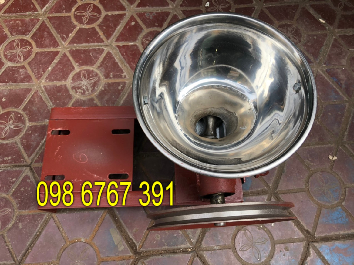 Bệ đùn thịt, cối xay đùn thịt, xương, thức ăn vật nuôi chưa có motor giá rẻ