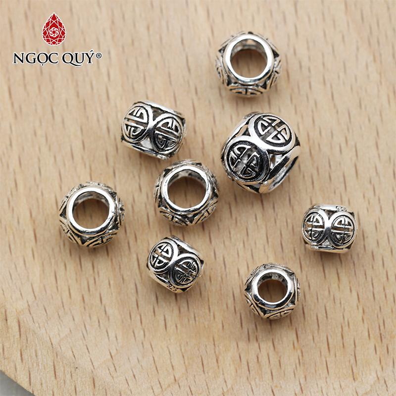[HCM]Charm bạc hình tròn họa tiết xỏ ngang  - Ngọc Qúy Gemstones