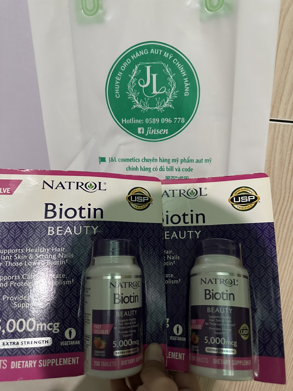Viên ngậm BIOTIN (kích thích mọc tóc ) NATROL 5000mcg (cận date 6/2024)