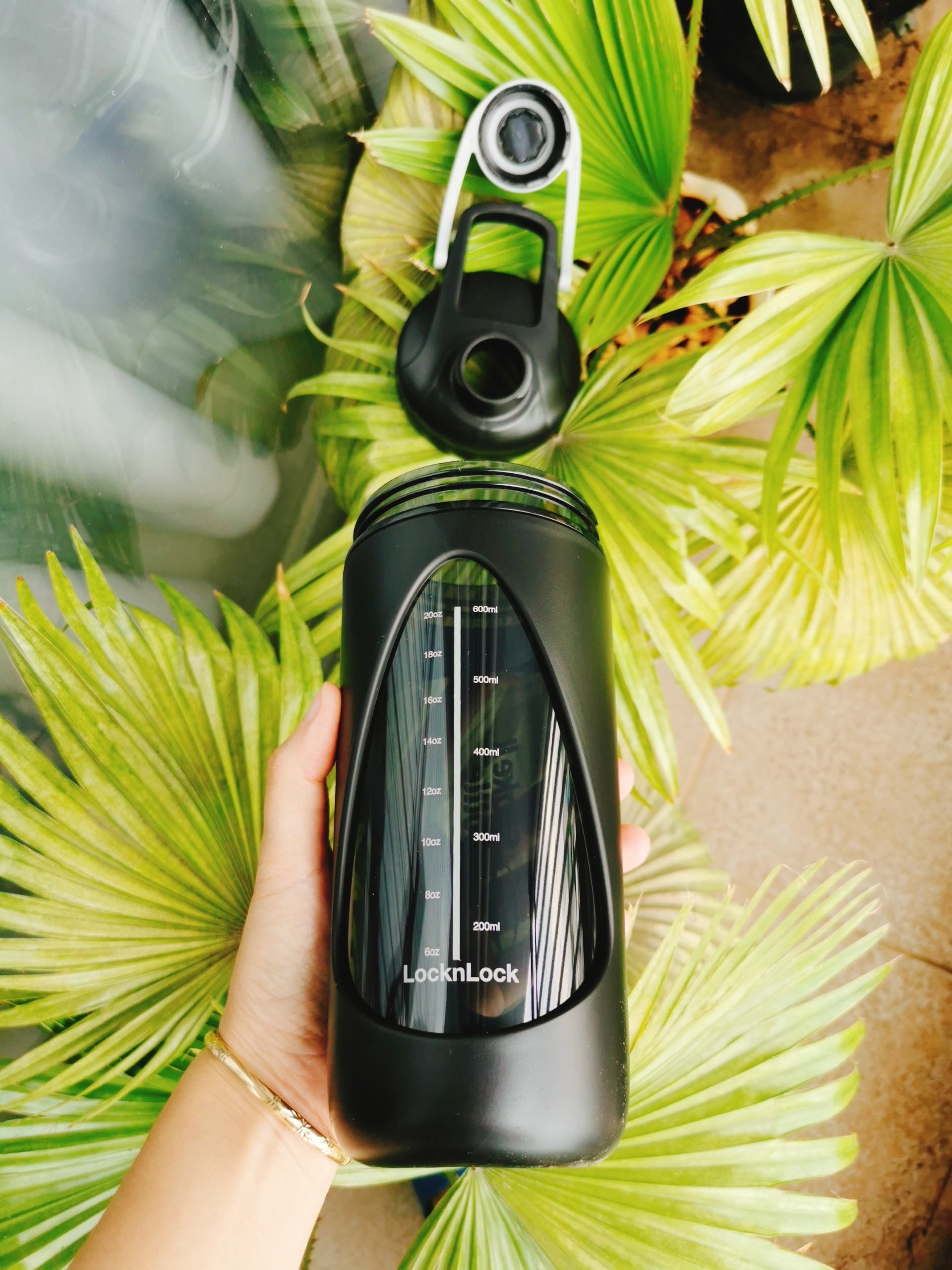 Bình lắc BALANCE SHAKE IT LocknLock 800ml HAP949