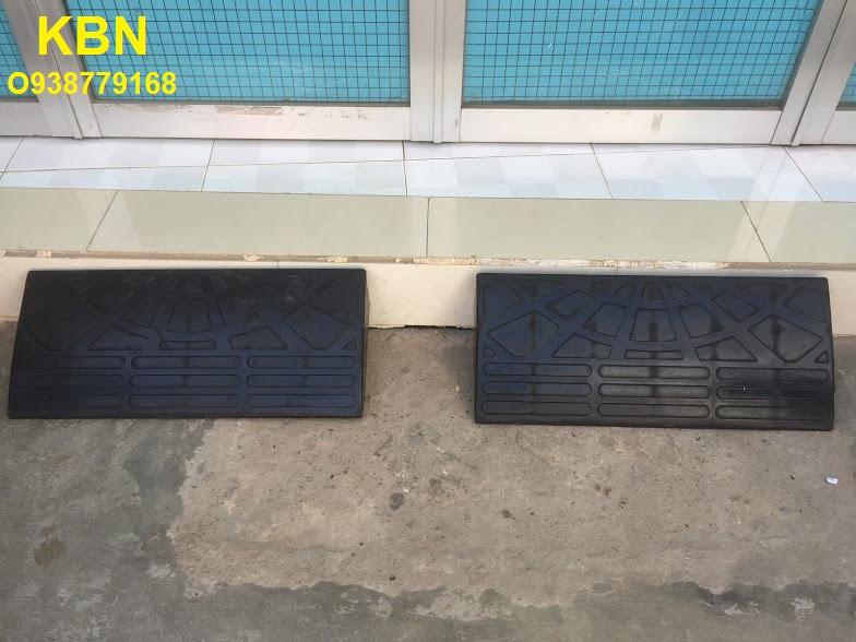 TẤM CAO SU KÊ BẬC THỀM CAO 10CM