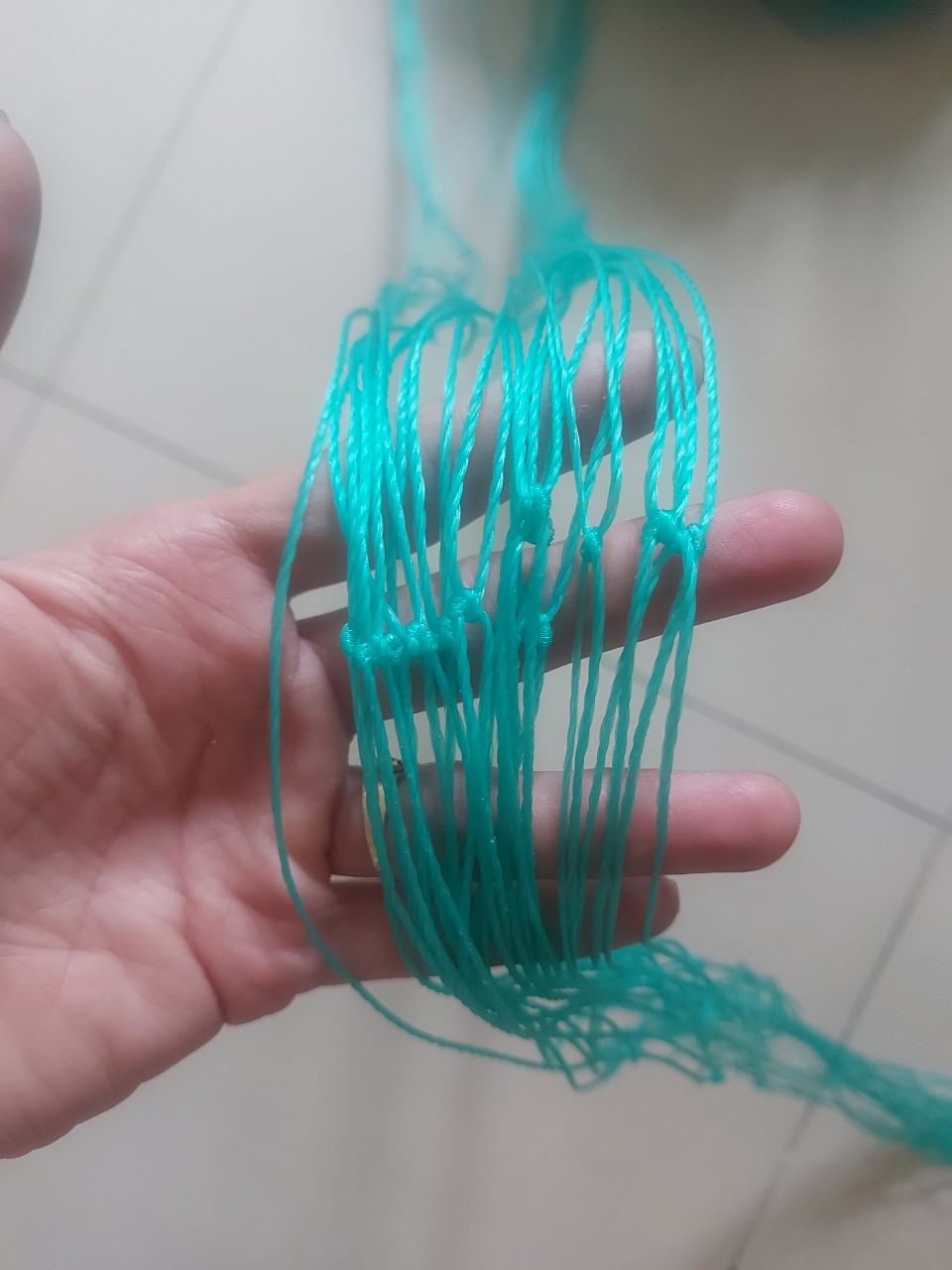 Lưới làm giàn leo cho cây trồng khổ căng giàn 3m