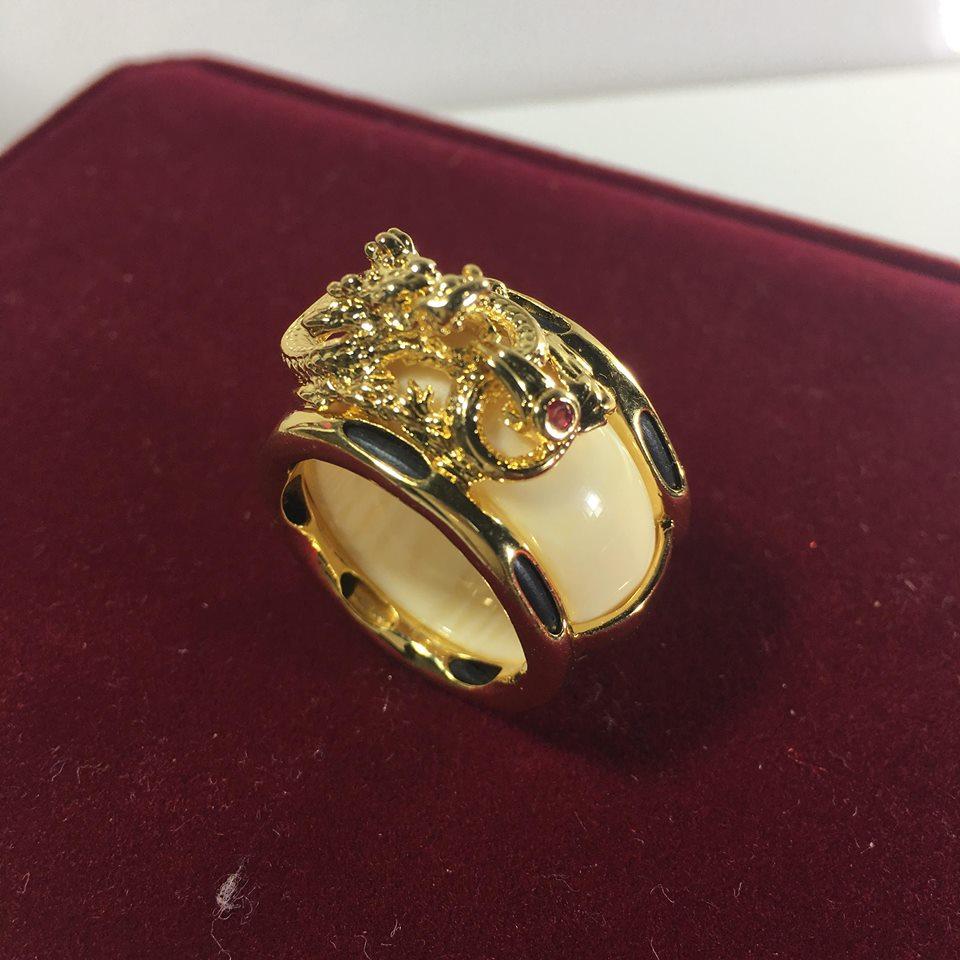 Nhẫn nam bọc rồng