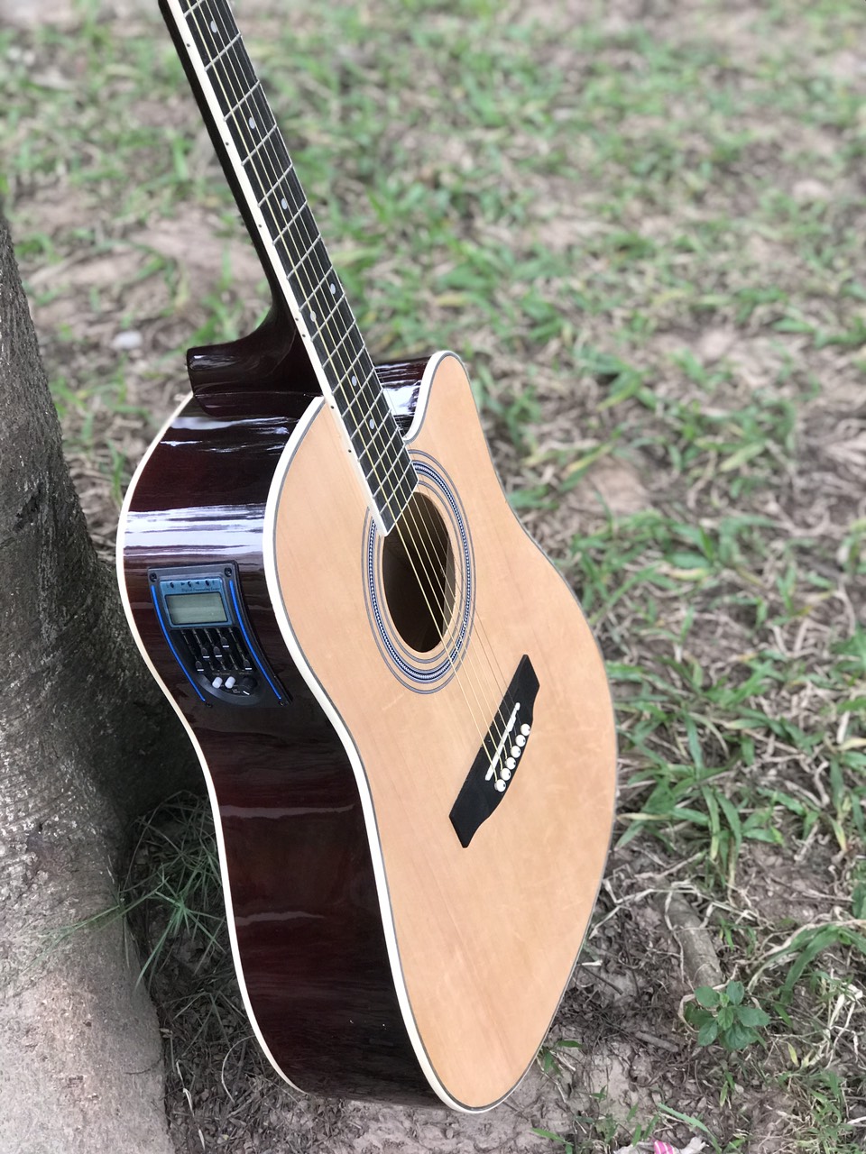 Đàn Guitar Acoustic YAMAHA F3000 Có EQ