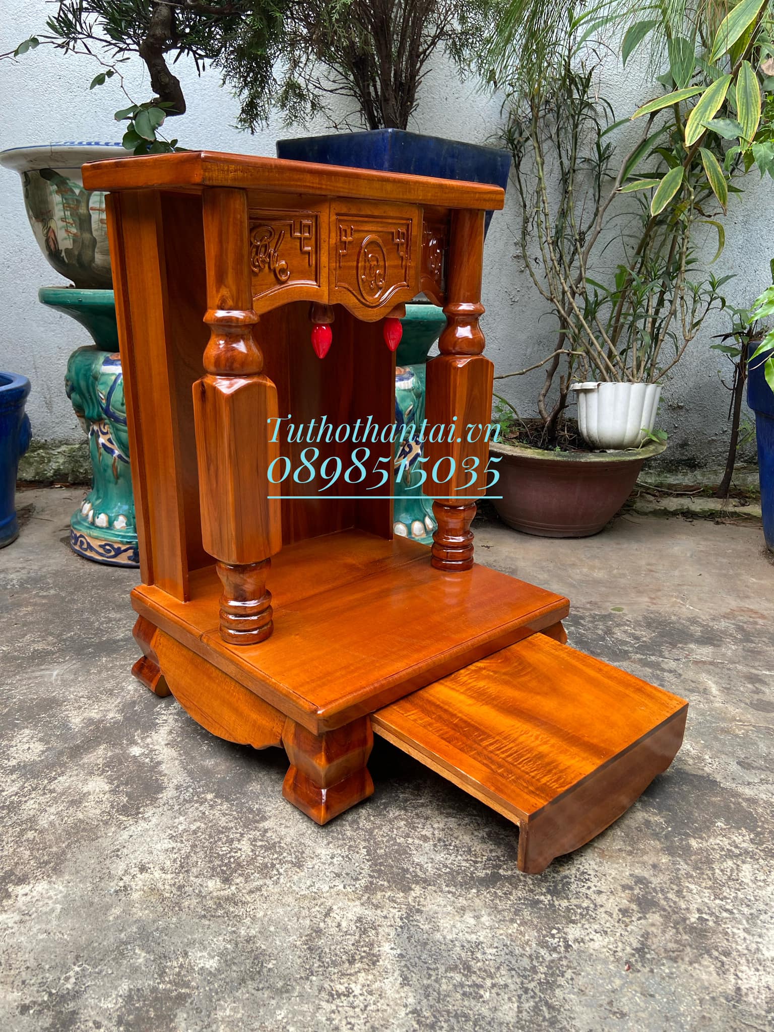 Bàn thờ thần tài cột vuông 40 X 60cm