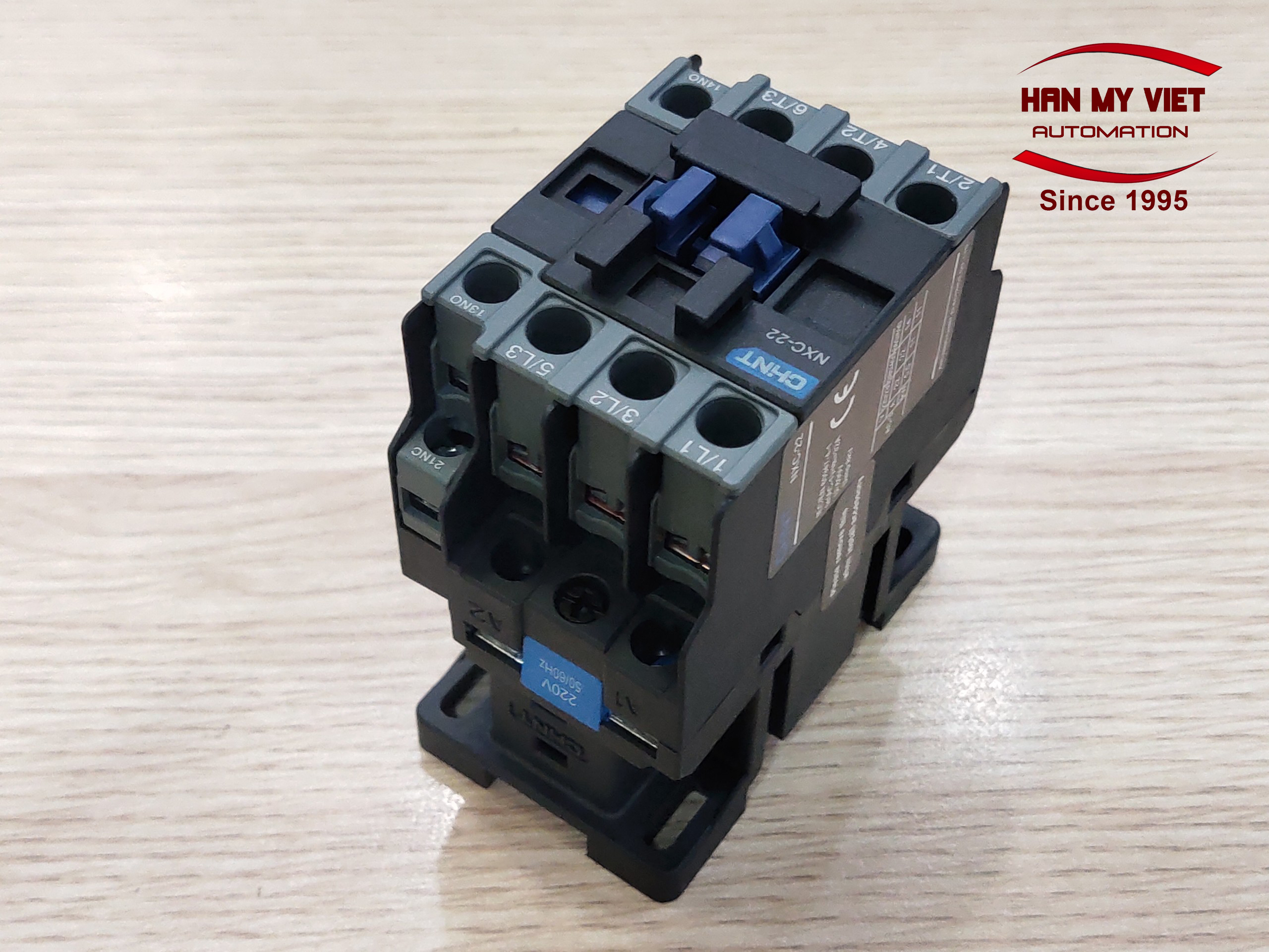 Contactor khởi động từ 22A NXC-22 Chint
