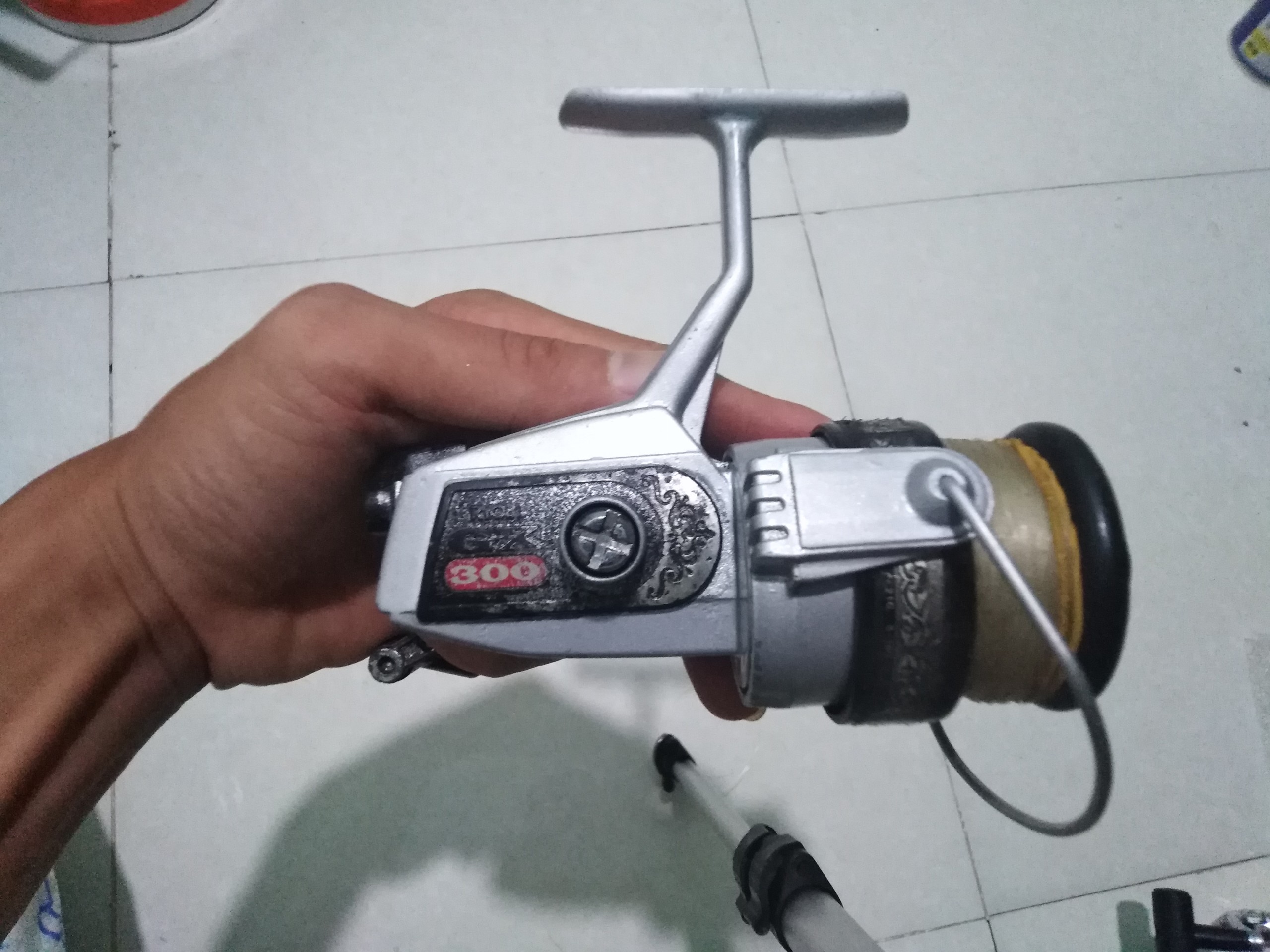 Máy câu bãi nhật Ryobi 4000