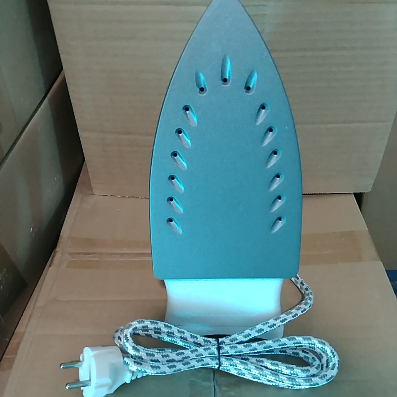 [HCM]Bàn ủi hơi nước kim cương T-620