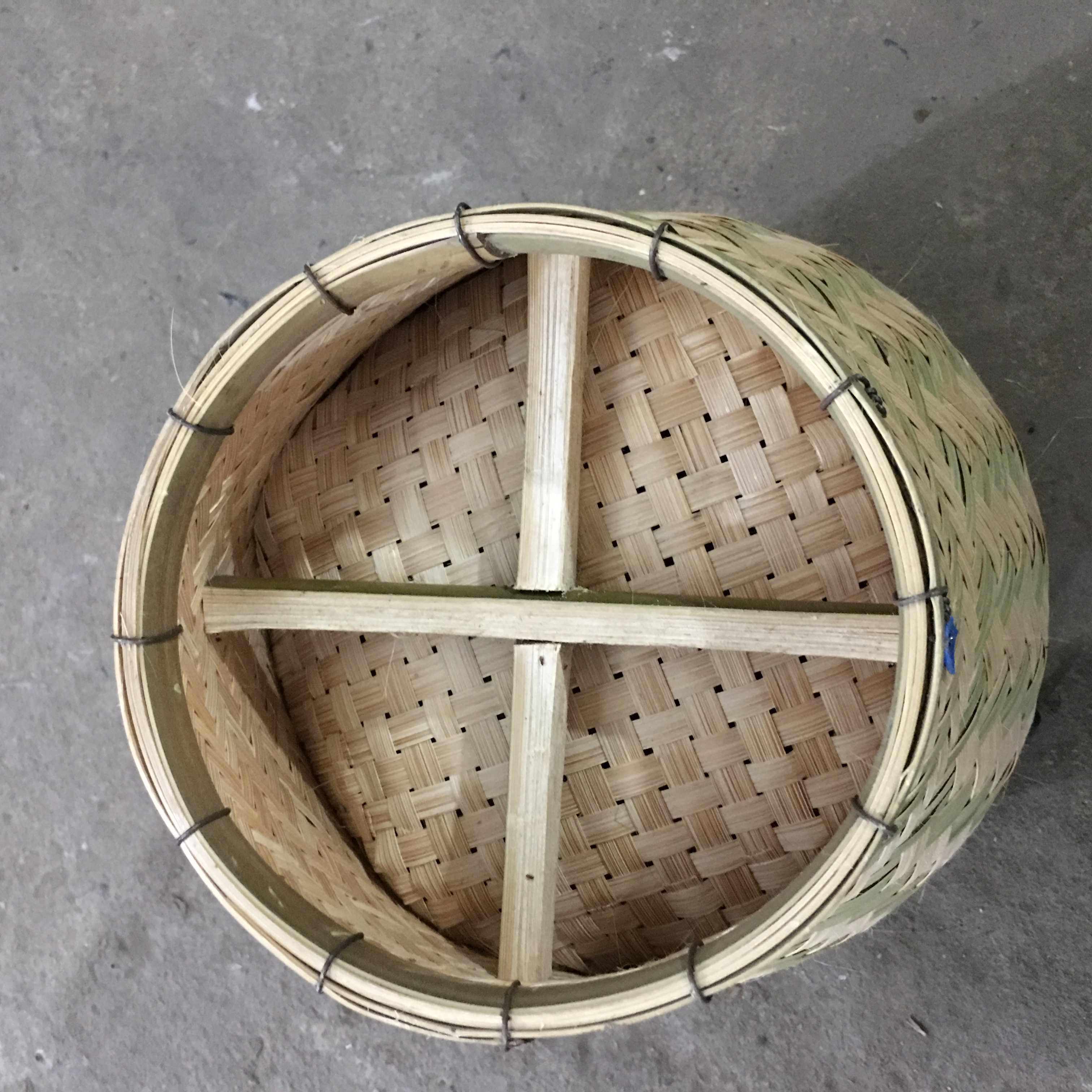 Trõ Xôi Tre Đan Thủ Công 1 Cái