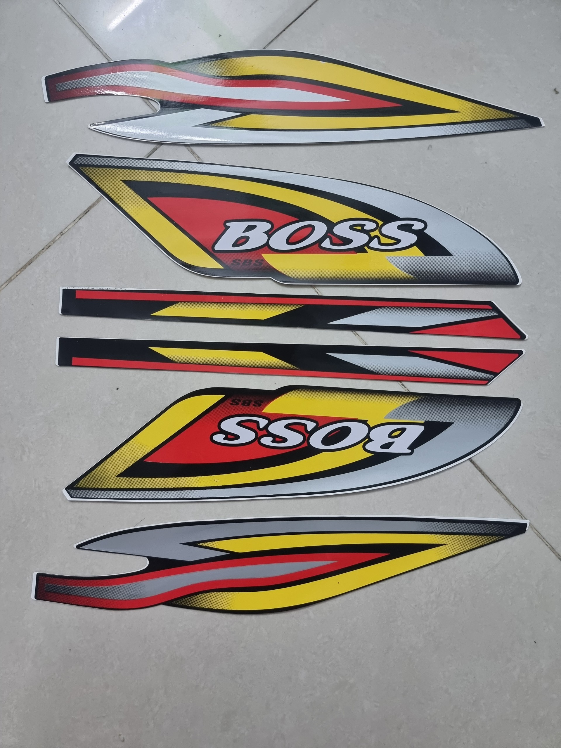 Tem lụa xe dream BOSS vàng đỏ bạc
