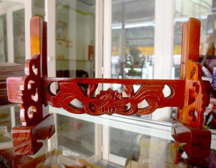 [HCM]Khung gỗ tăng giảm chạm khắc đặt hình thờ
