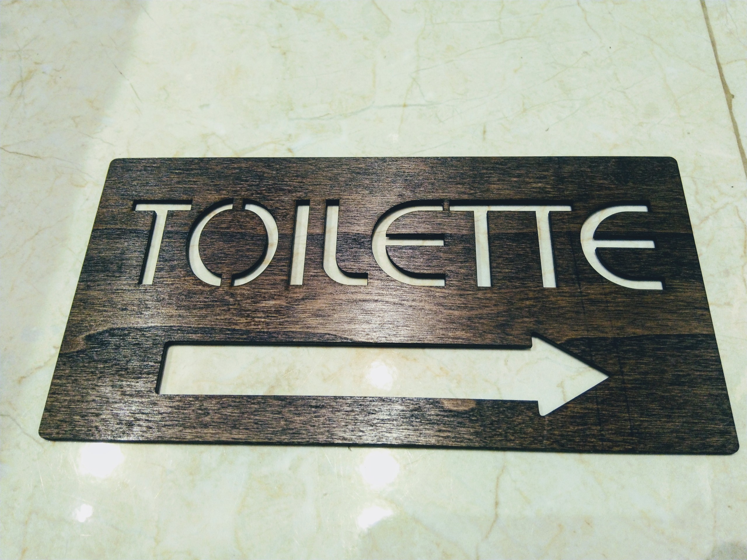 Bảng gỗ toilet 1 mặt 03 hướng phải - xưởng luxi decor