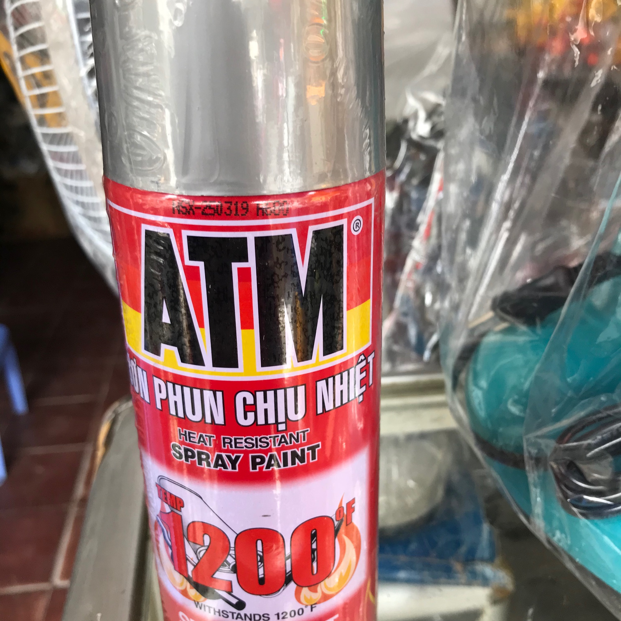 Sơn xịt chịu nhiệt atm h680