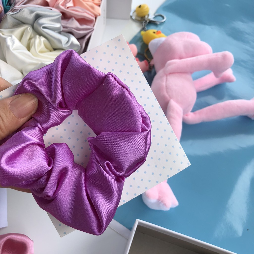 Dây buộc tóc Scrunchies vải phi bóng nhiều màu