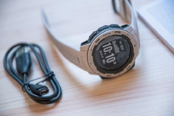 Cáp sạc đồng hồ Garmin Instinct