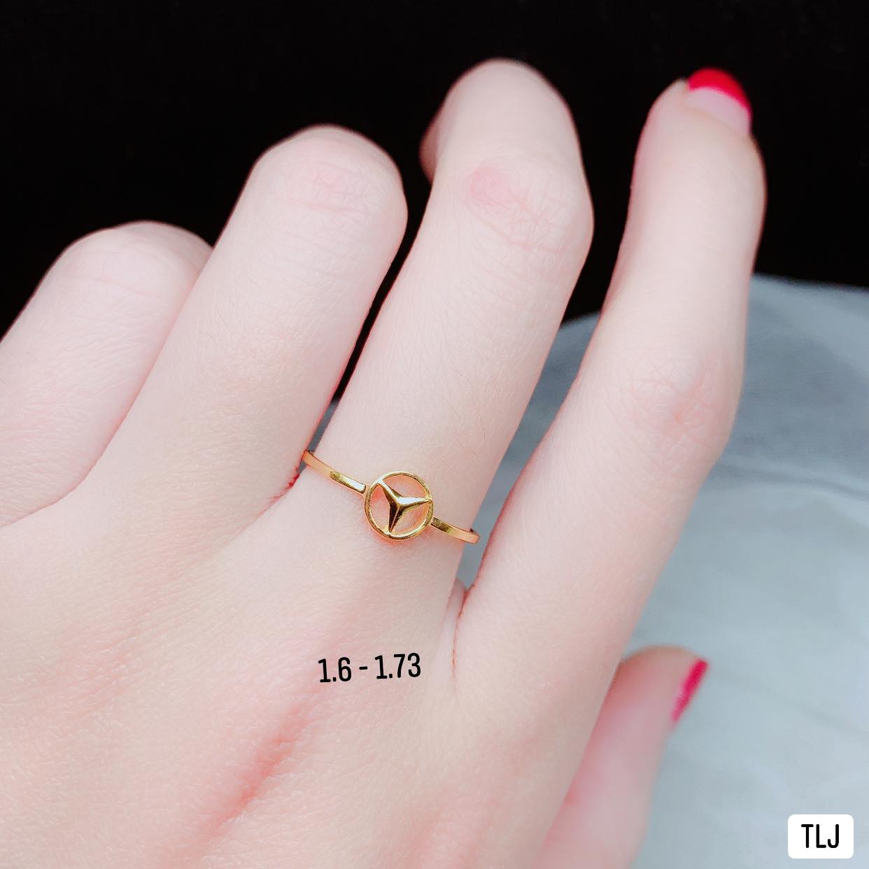 Nhẫn vàng 10k thật nhỏ xinh NVBA08