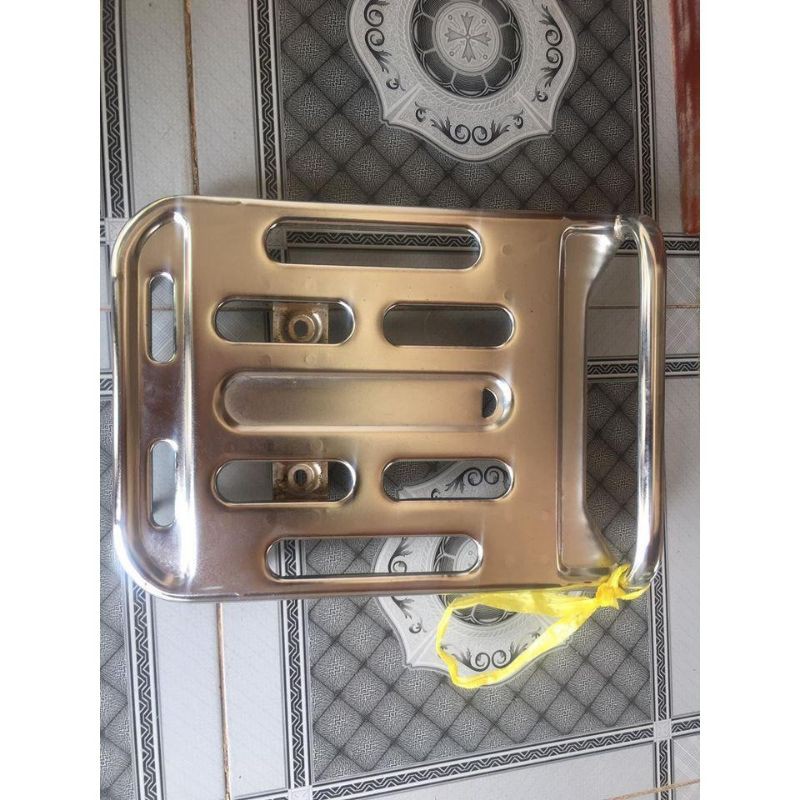 (sale 5%)_ thớt sau xe cúp. baga INOX sau xe 82