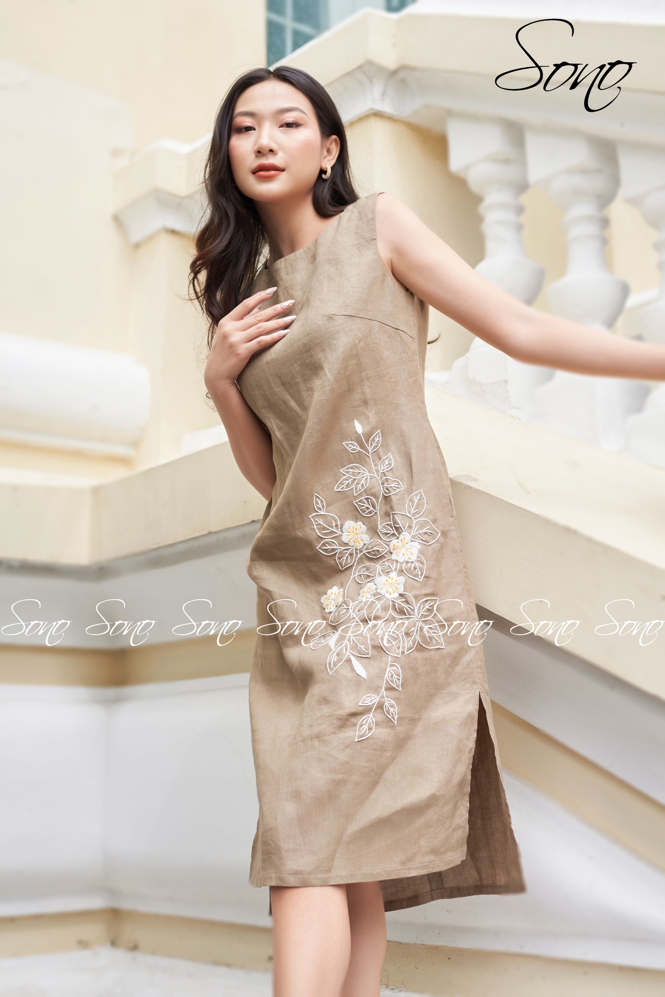 Sono - Đầm Linen Thêu Hoa Màu Trắng