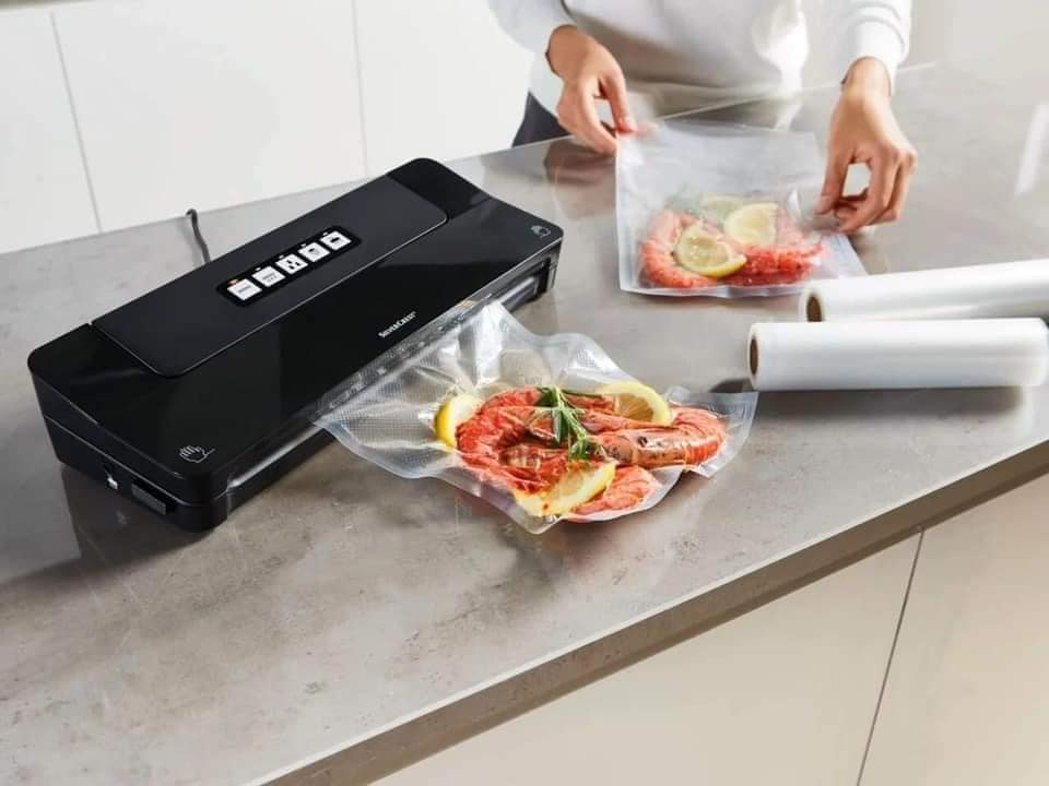 Máy hút chân không Silvercrest 125W SC125