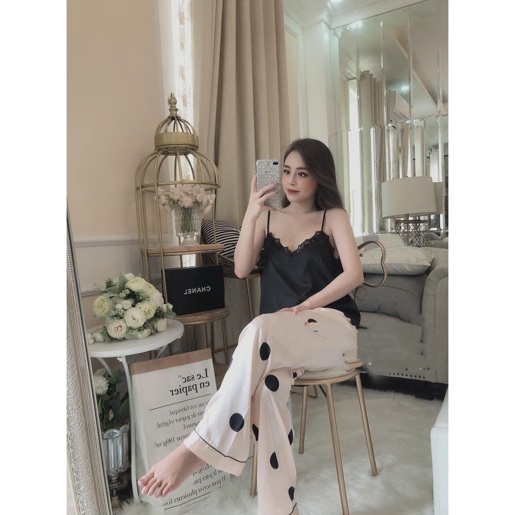 Bộ Đồ Lụa Mặc Ngủ-Set Đồ Ngủ Áo 2 Dây Phối Quần Dài Chấm Bi