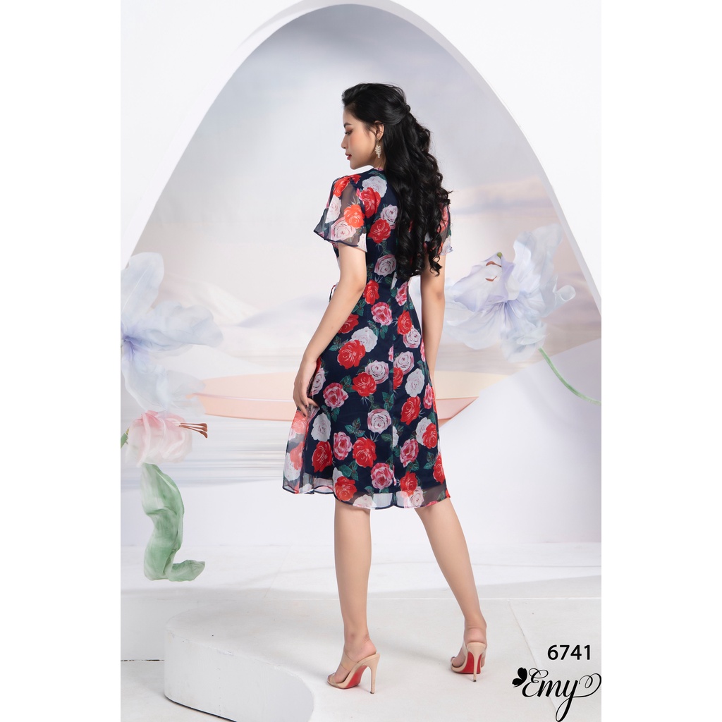 Đầm EMY EM6741 Xoè Cổ V Đắp Chéo