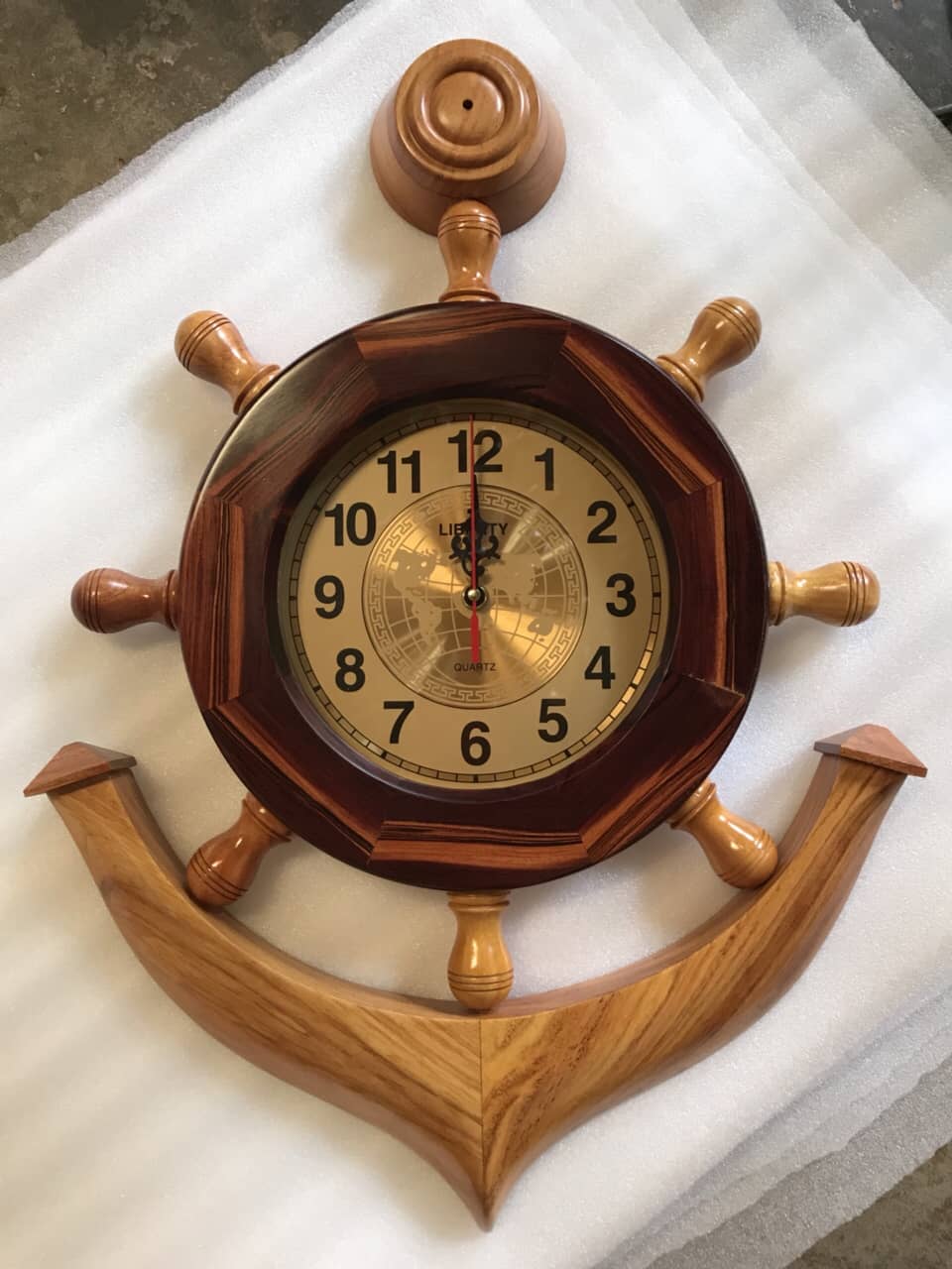 High-Quality 70cm Rosewood Anchor Clock for Home Decoration