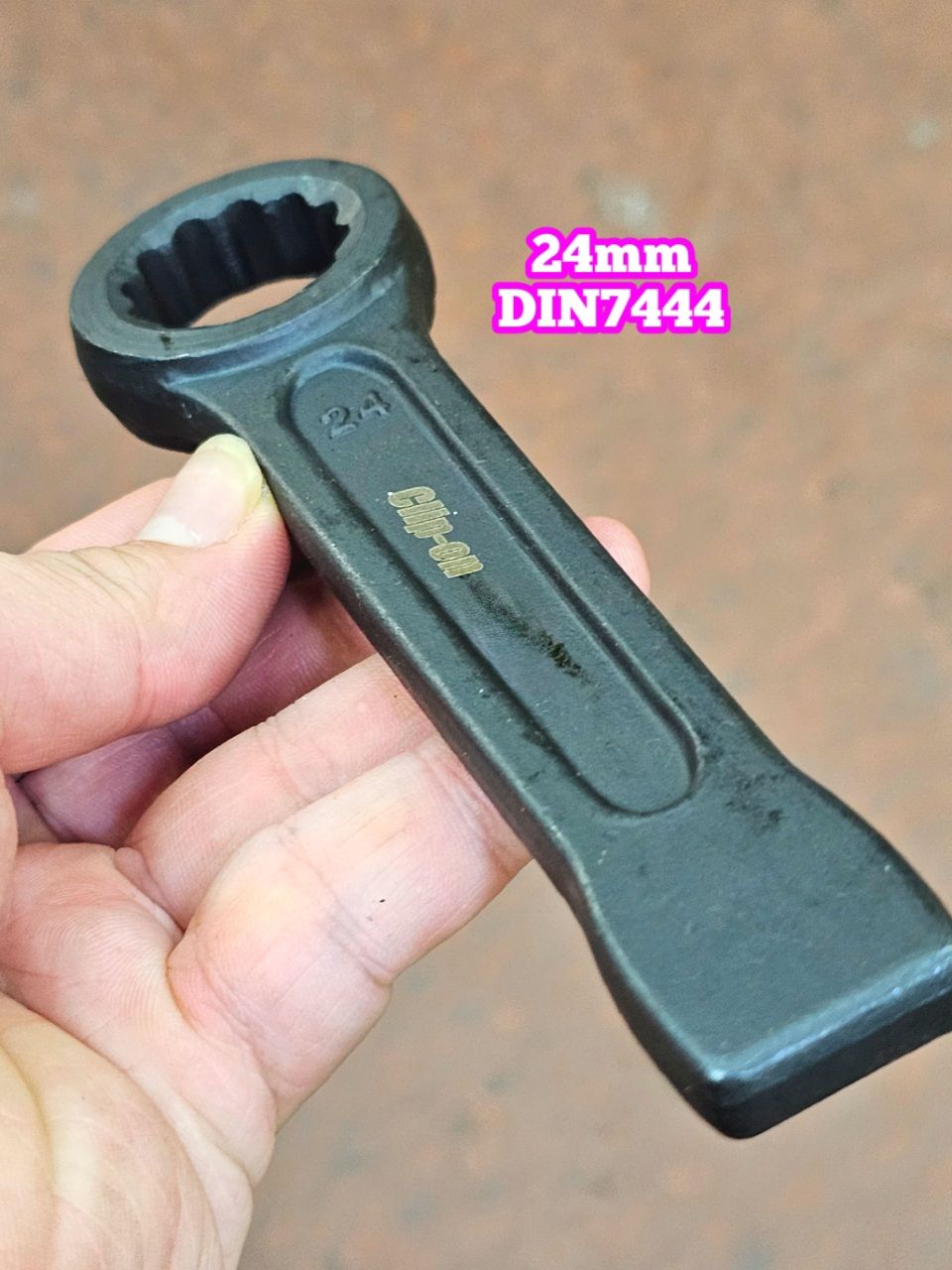 Cờ Lê Vòng Đóng 24mm Clip On (Vòng Đóng 24mm Cờ Lê Đóng 1 Đầu Vòng 24mm)