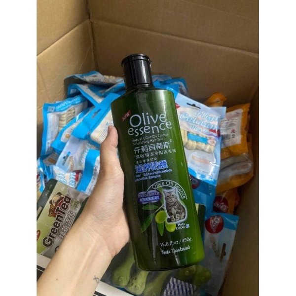 Sữa Tắm Olive Essence 450ml Dành Cho Chó Mèo