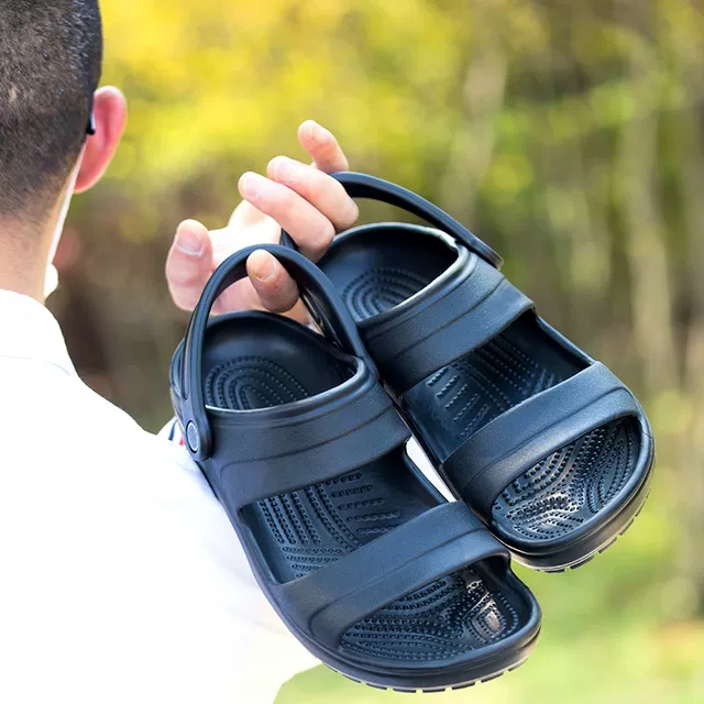 Sandal nam cross classic roomy fit ,đi mưa, kháng khuẩn, chuẩn xịn full box, màu navy