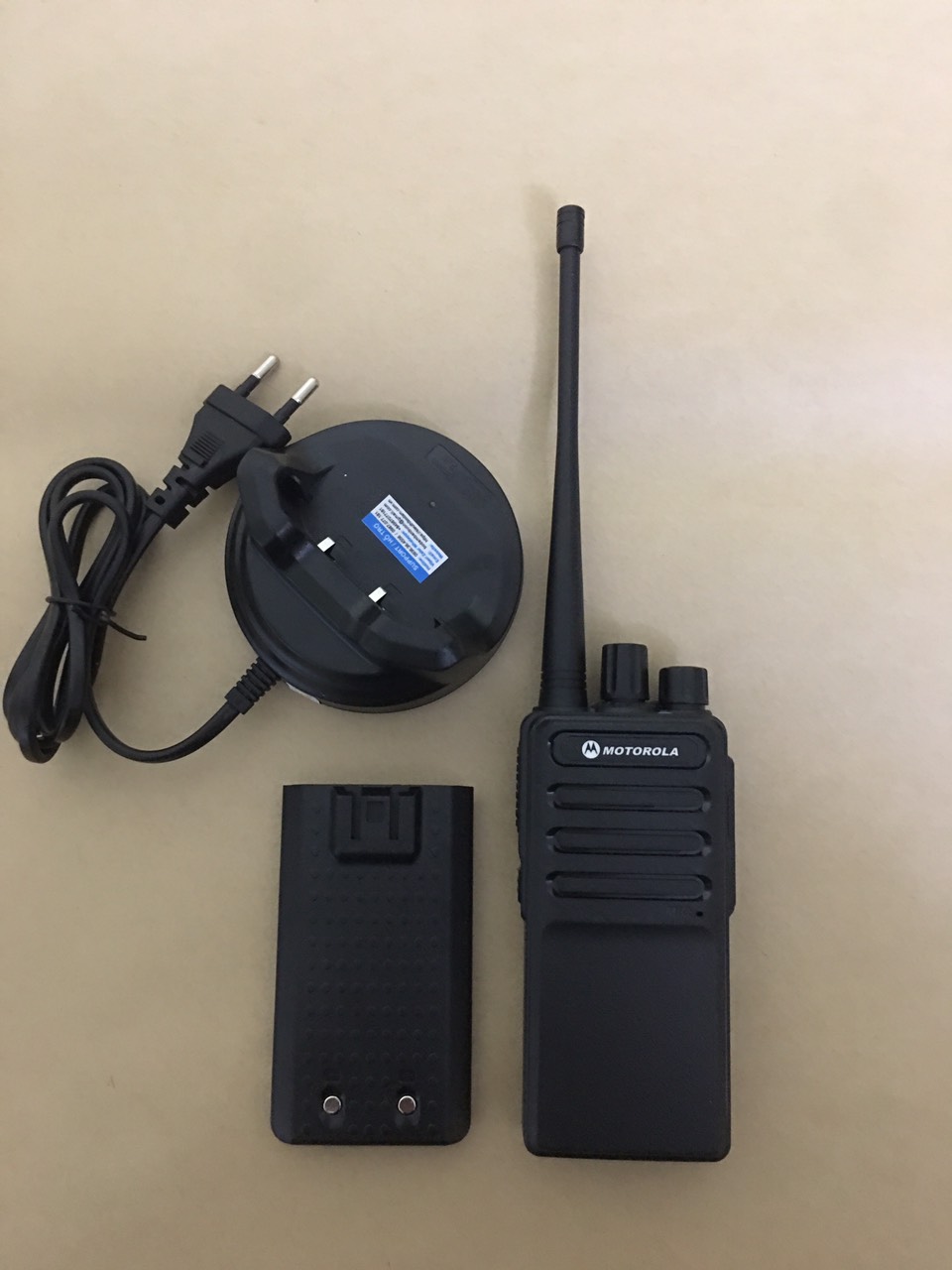 Bộ 2 Bộ đàm Motorola GP358